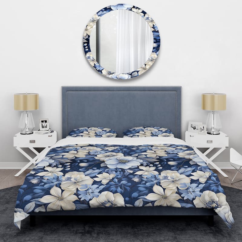 Designart "Blue And White Blooming Floral Pattern V" White Cottage